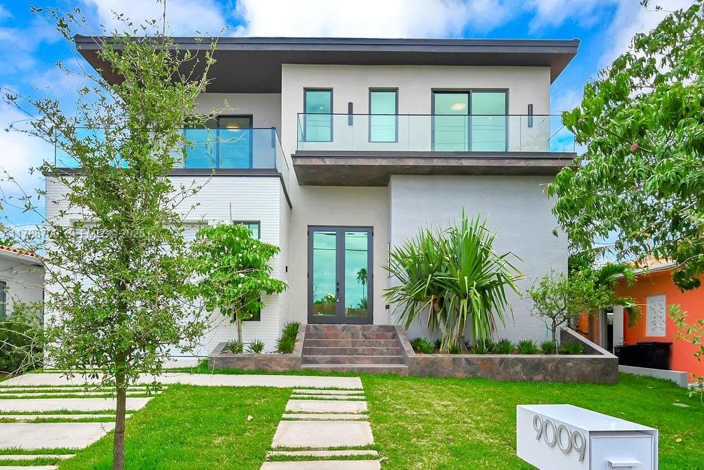 9009 Byron Avenue, Surfside, FL 33154