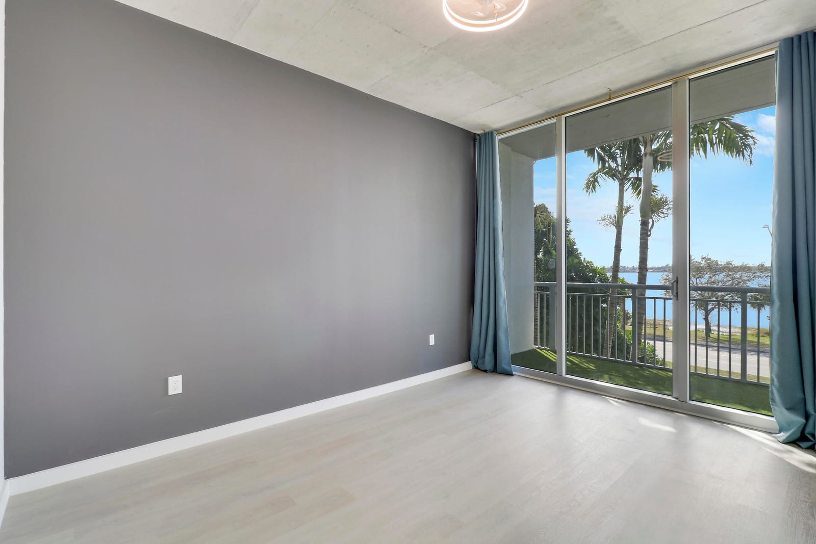 300 S Australian Avenue U127, West Palm Beach, FL 33401 photo 18