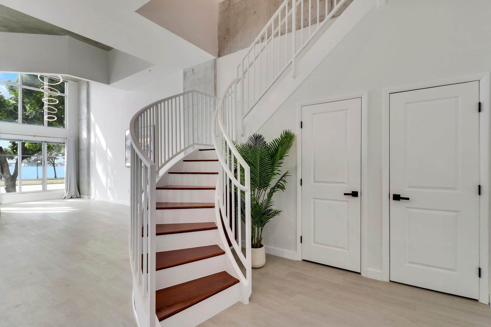300 S Australian Avenue U127 — photo 3