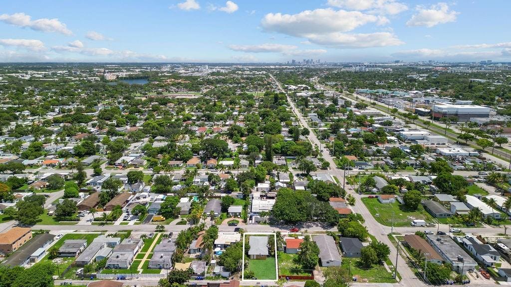 2212 Roosevelt Street, Hollywood, FL 33020 photo 23