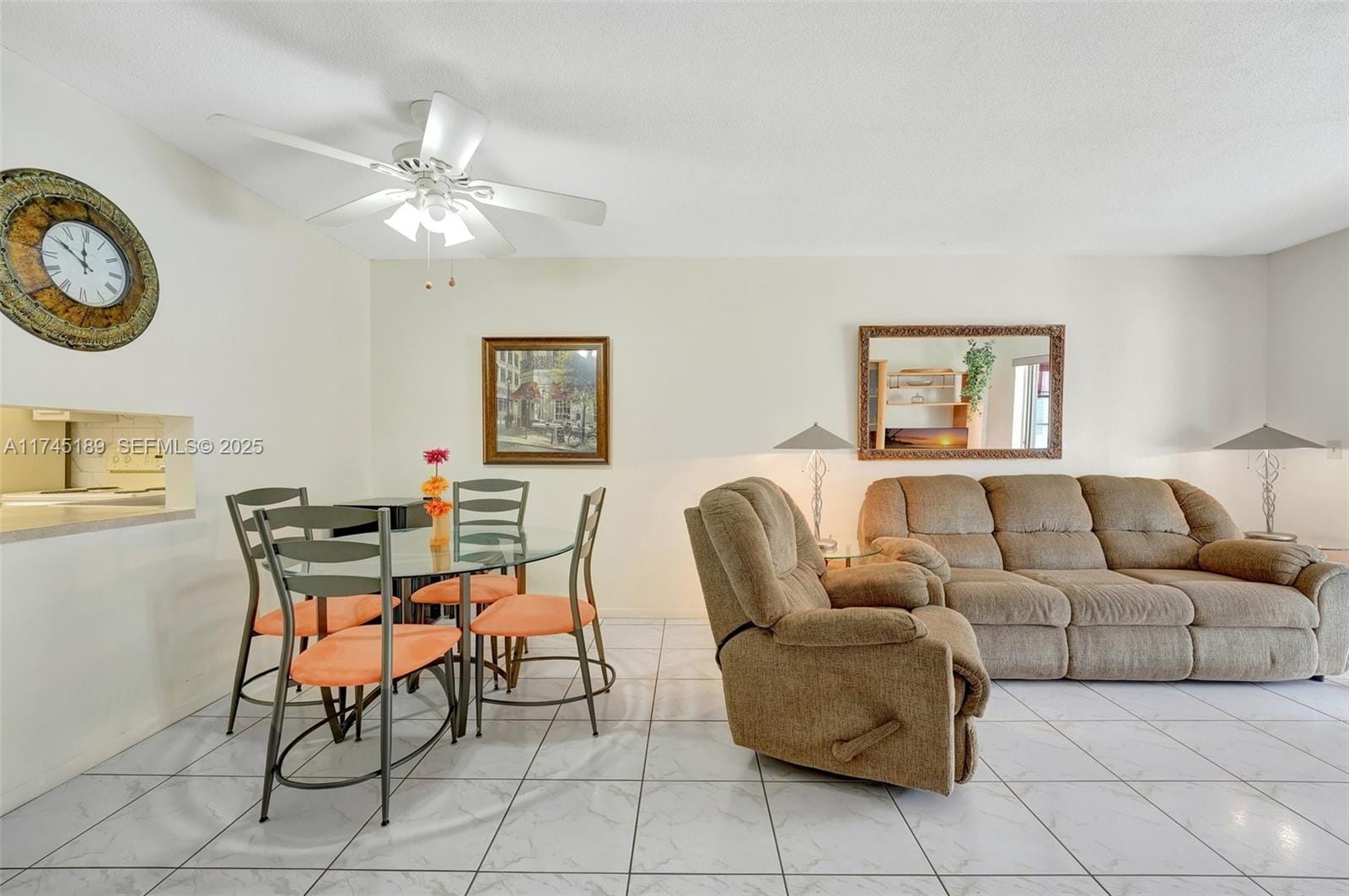 2801 NW 47th Terrace 305B — photo 2