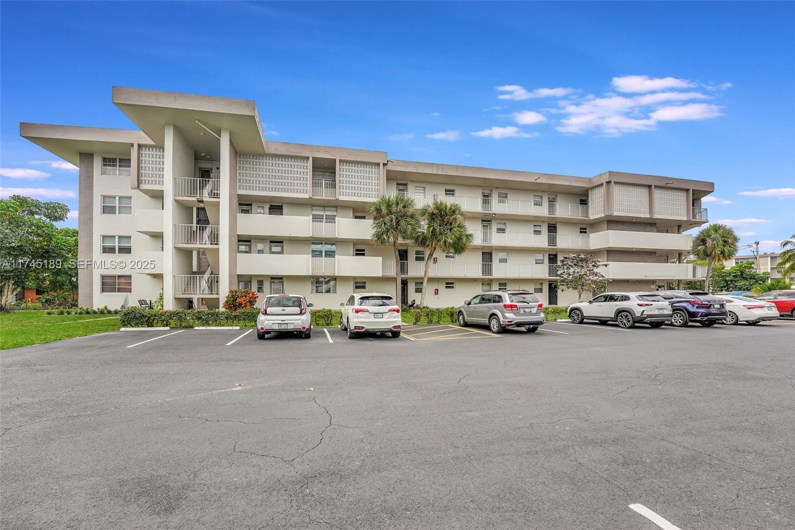 2801 NW 47th Terrace 305B, Lauderdale Lakes, FL 33313 photo 19