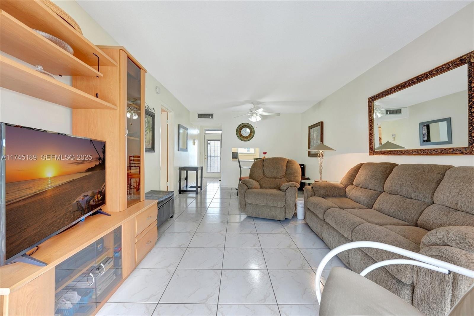 2801 NW 47th Terrace 305B — photo 7