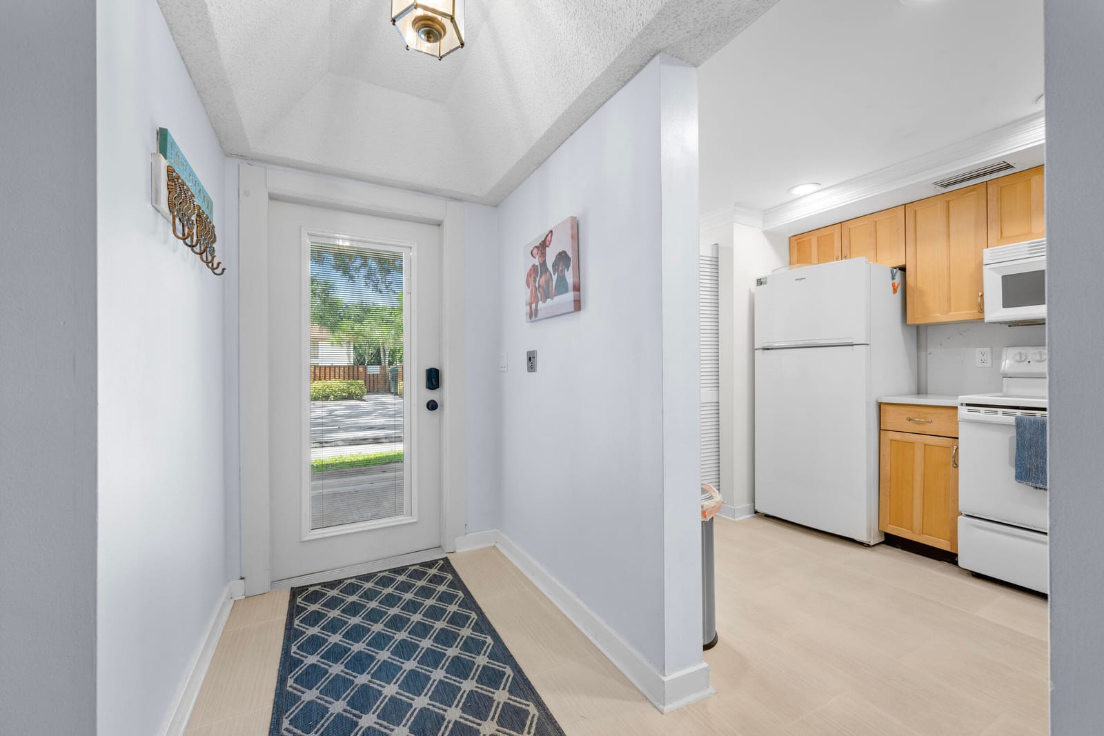 214 Brackenwood Terrace, Palm Beach Gardens, FL 33418