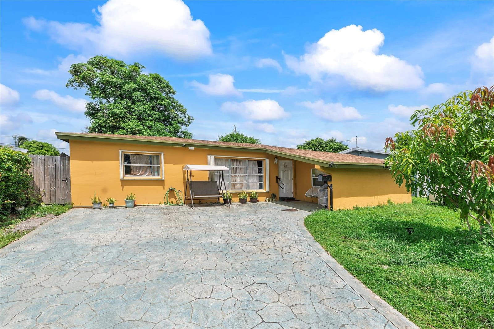 2250 Island Drive, Miramar, FL 33023