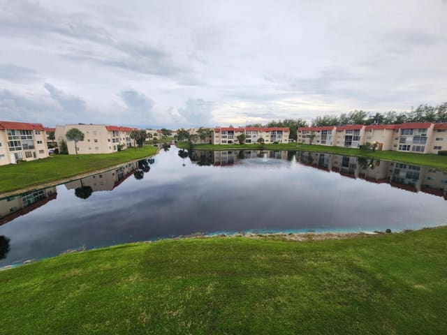 2900 Sunrise Lakes Drive W 303, sold in Sunrise Lakes 3 Condo, Sunrise, FL