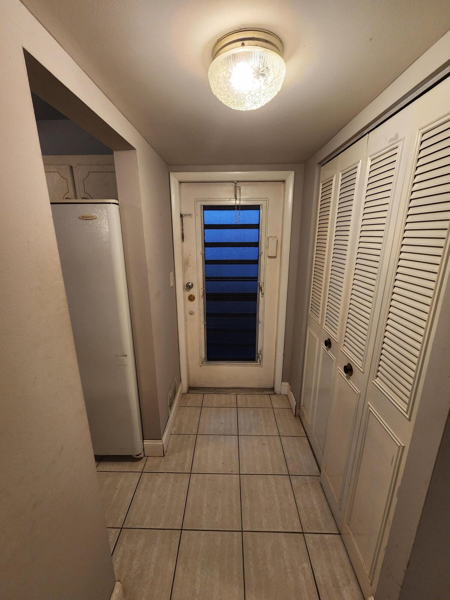 2900 Sunrise Lakes Drive W 303, Sunrise, FL 33322 photo 17