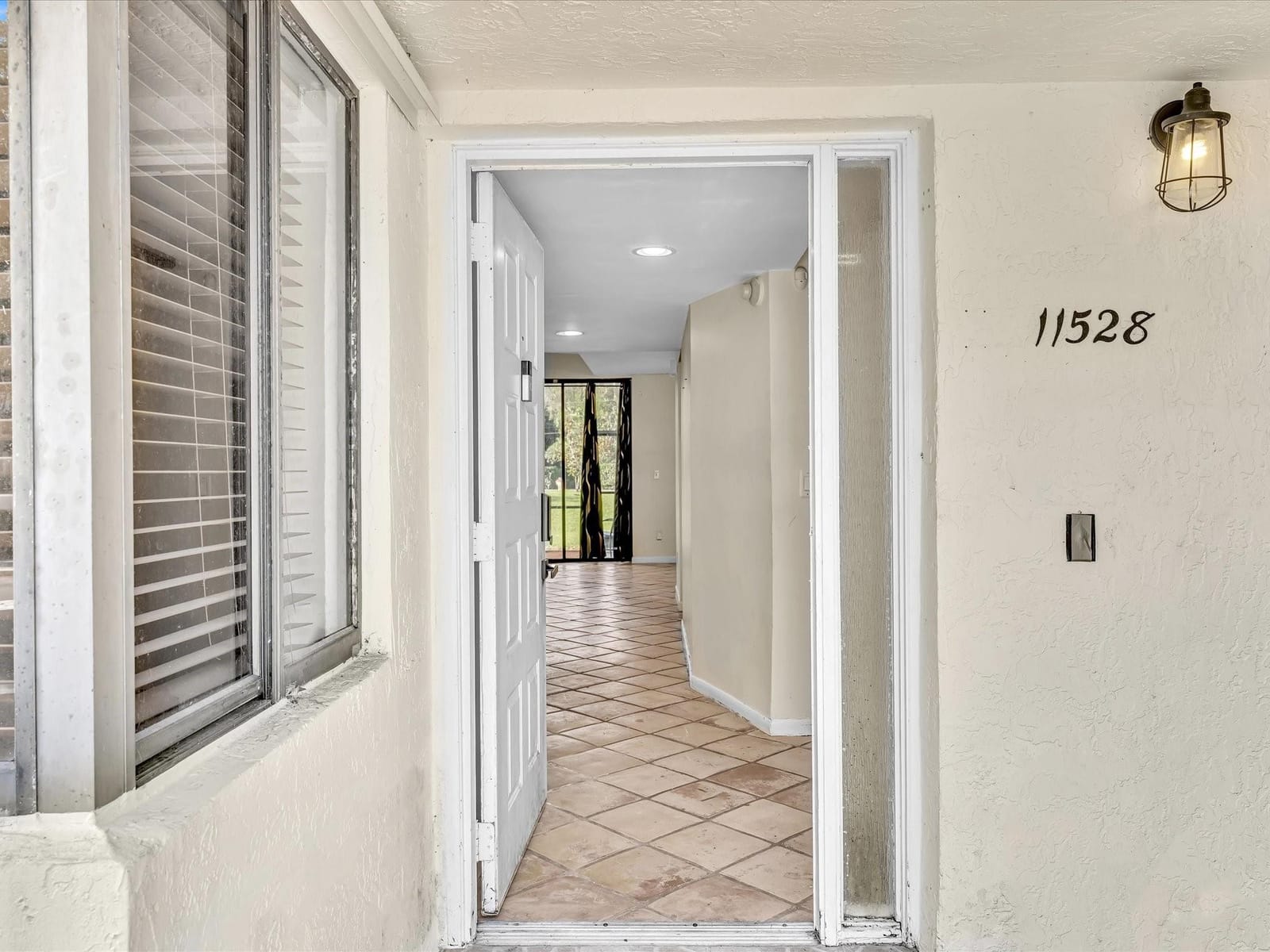 11528 Terra Bella Boulevard, Plantation, FL 33325 photo 15
