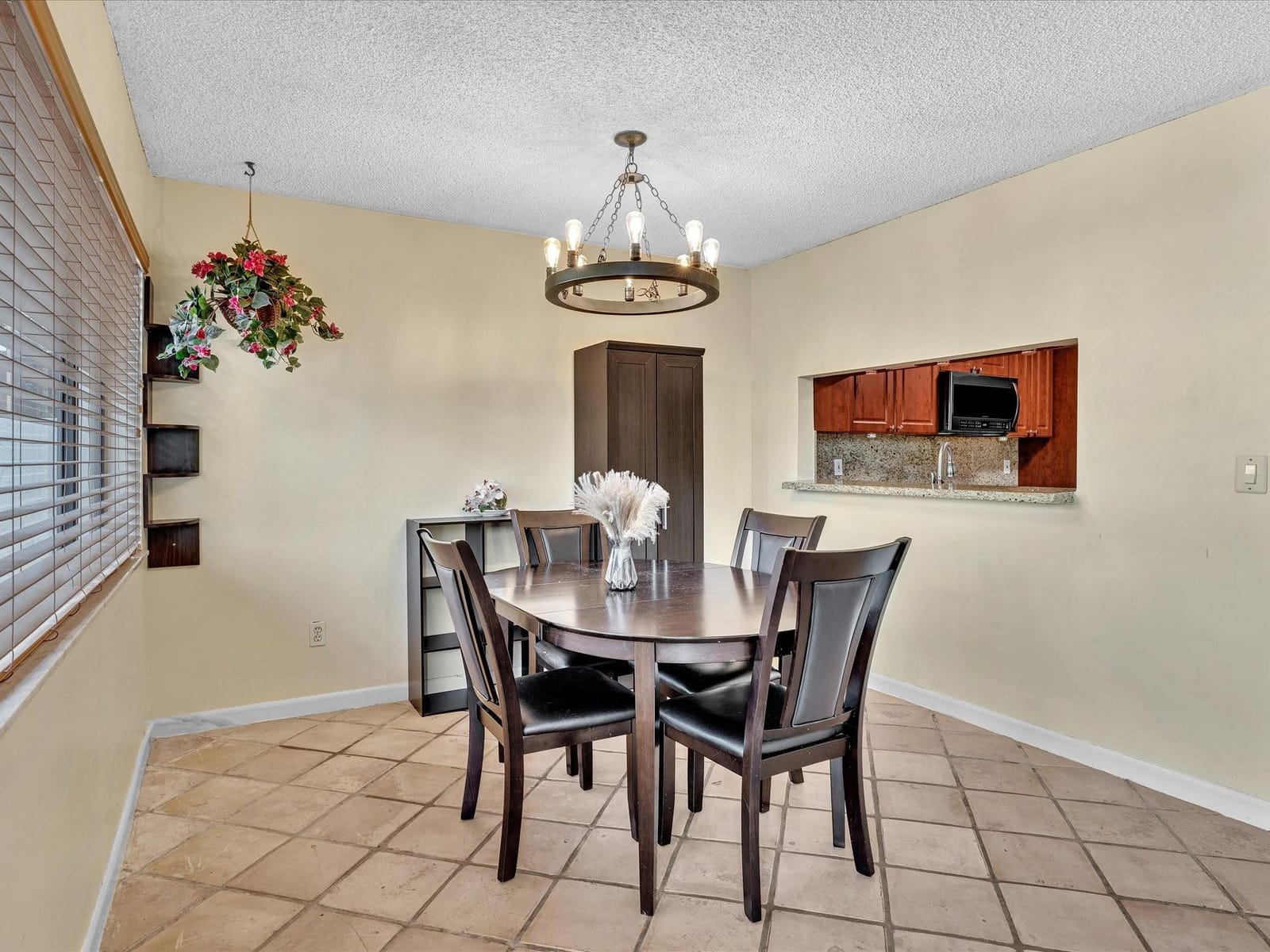 11528 Terra Bella Boulevard — photo 9
