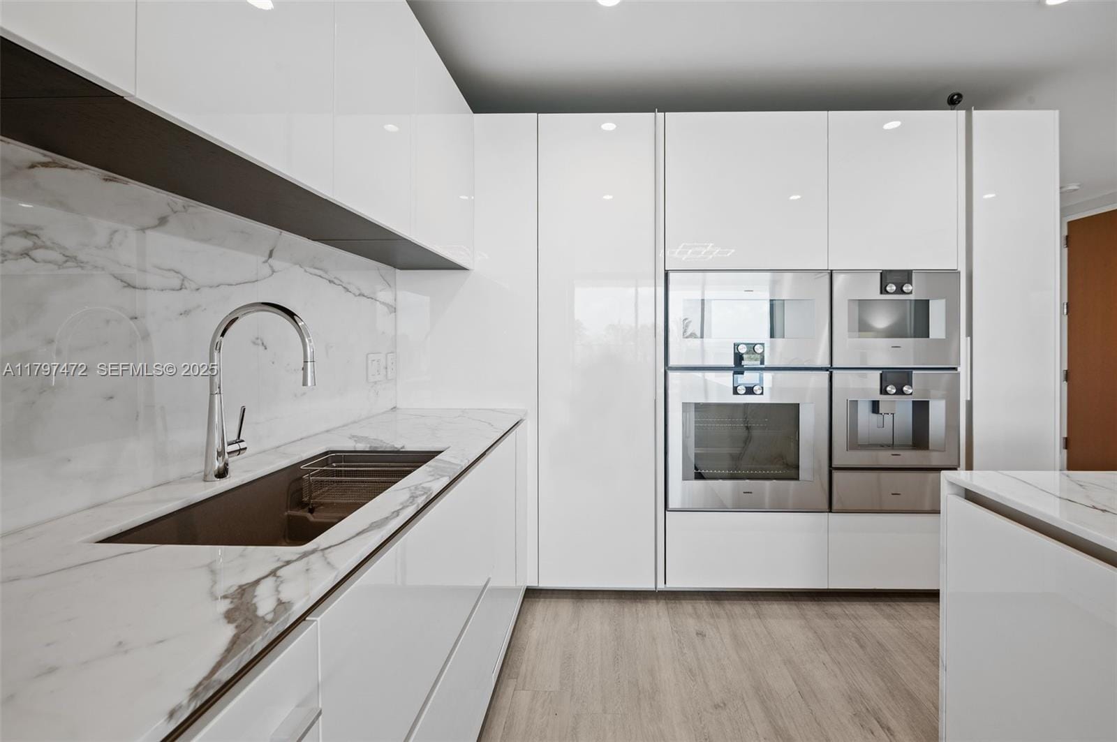 10201 Collins Avenue 303, Bal Harbour, FL 33154 photo 10