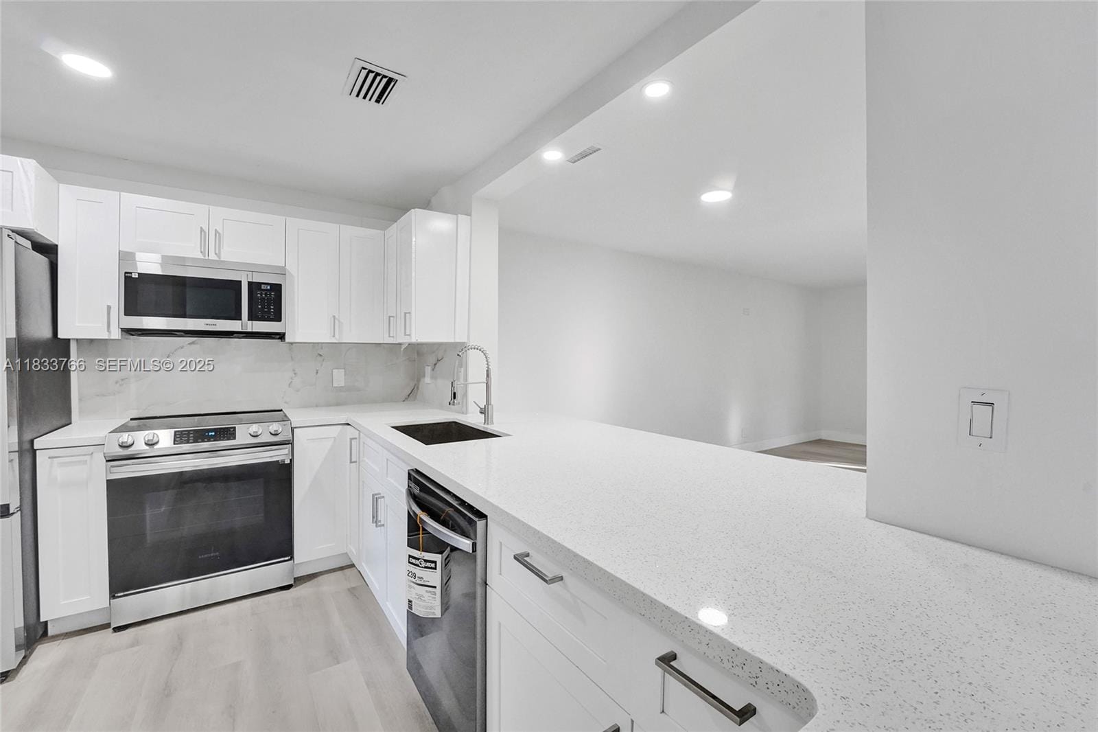 856 NW 47th Street 856, Deerfield Beach, FL 33064 photo 16