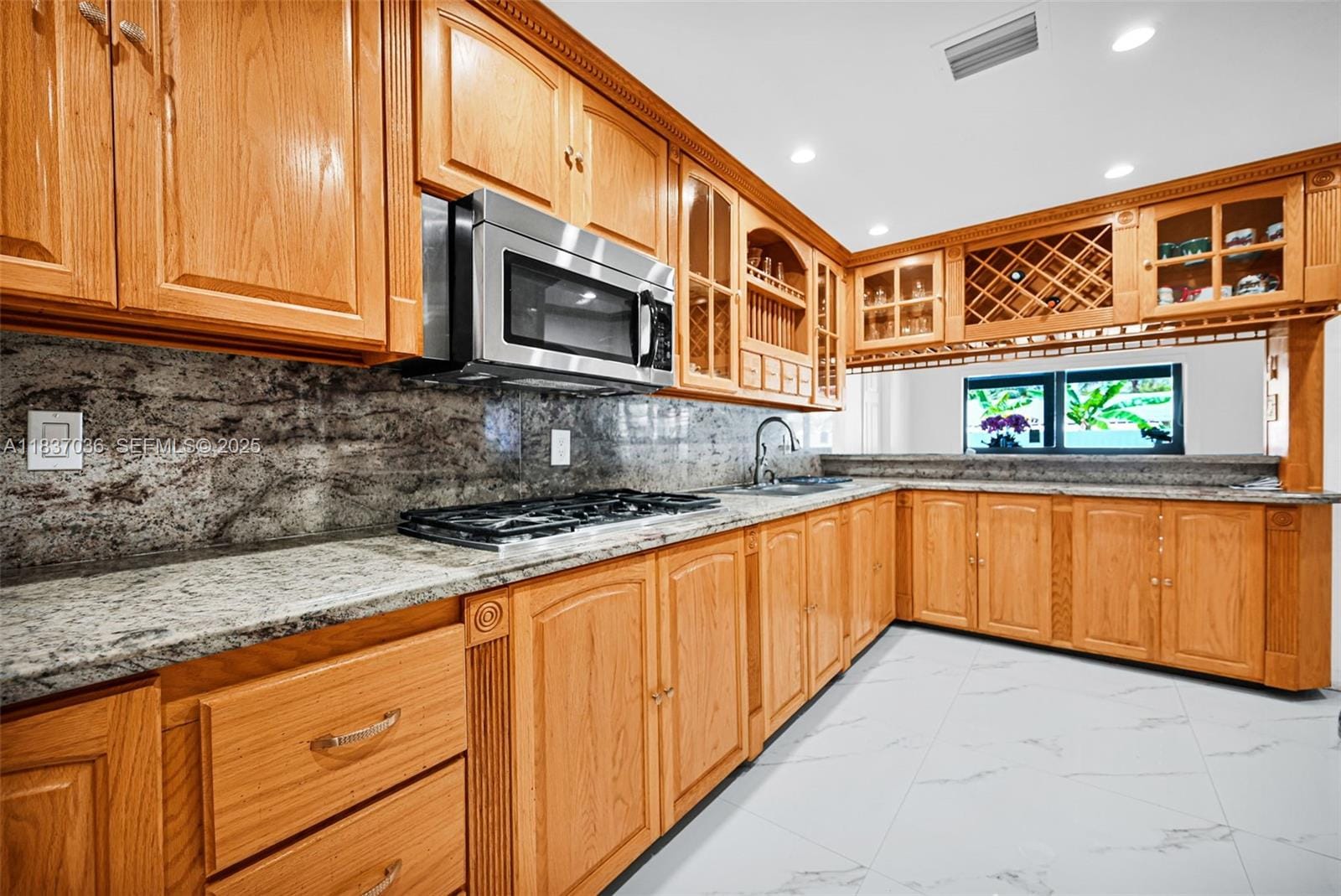 11055 NW 59th Court, Hialeah, FL 33012 photo 18