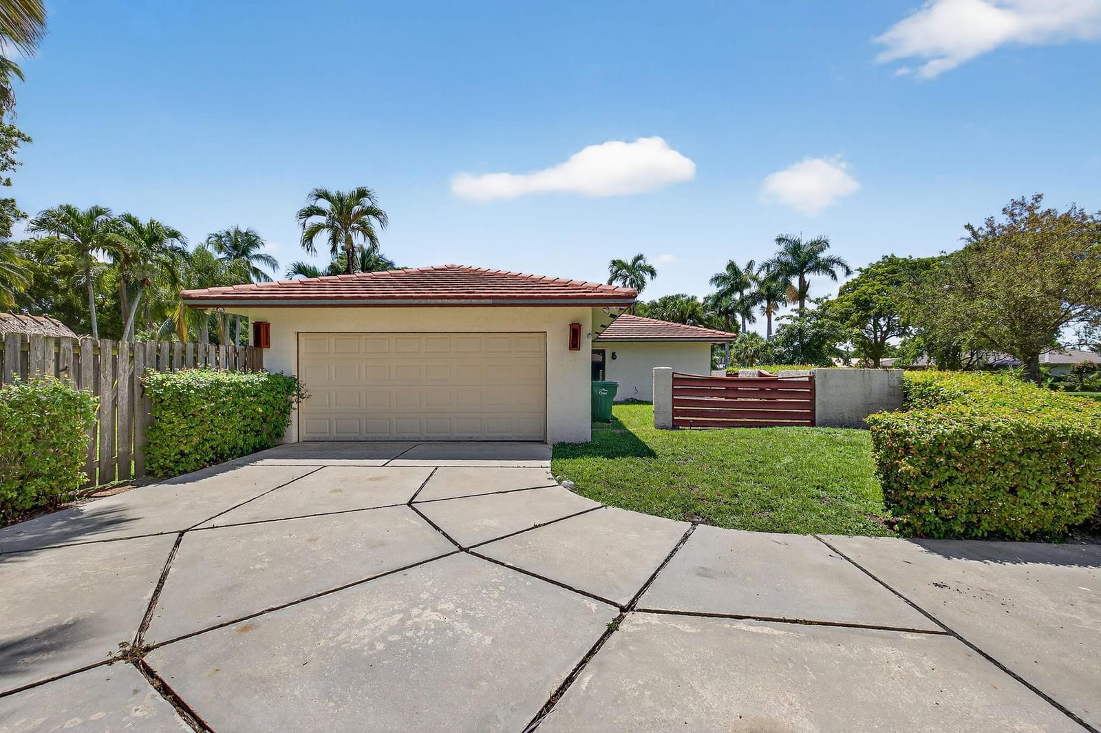 11230 NW 24th Street — photo 4