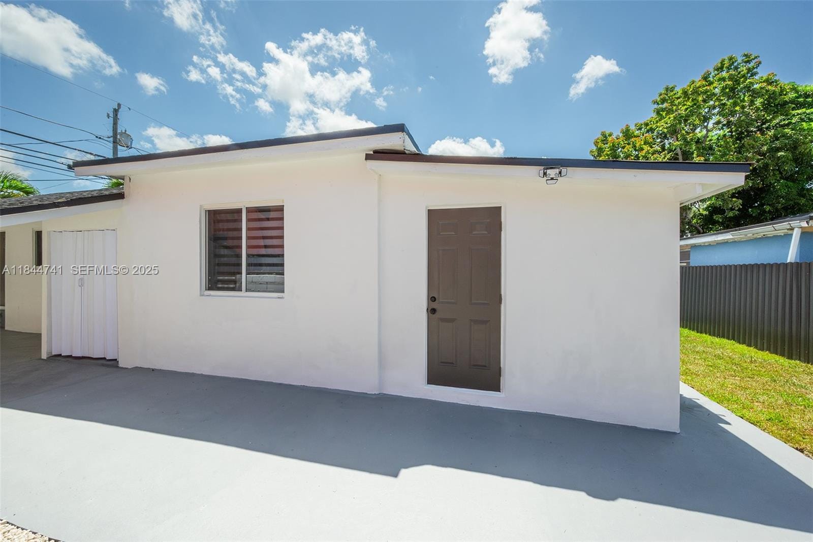 2479 NW 26th Street, Miami, FL 33142 photo 26