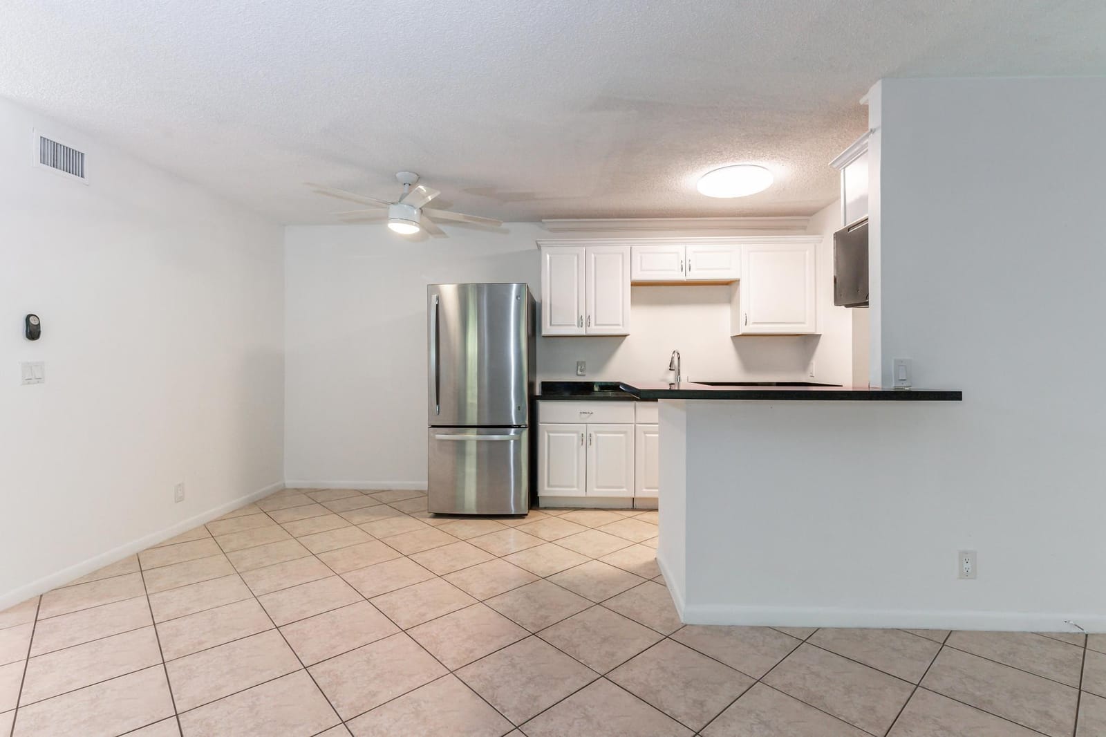 567 Trace Cir Circle, Deerfield Beach, FL 33441 photo 8