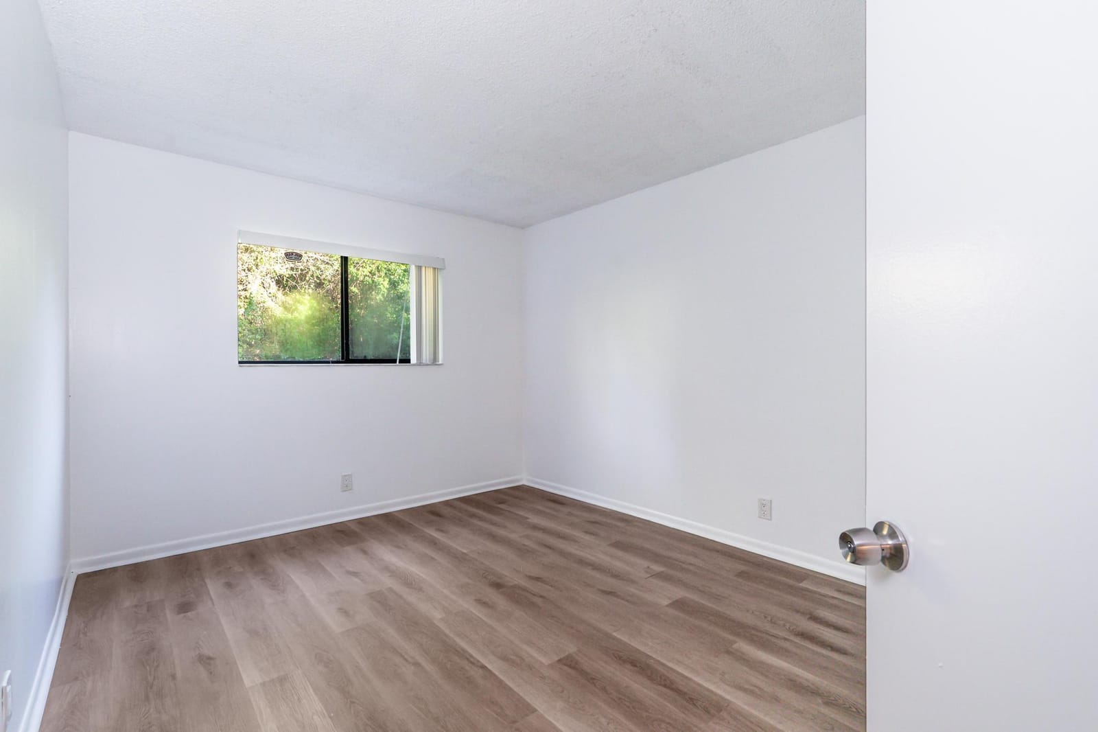 567 Trace Cir Circle, Deerfield Beach, FL 33441 photo 9