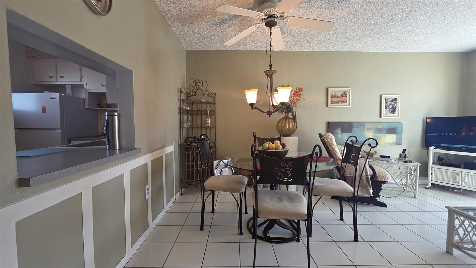 2880 NE 203rd Street 7, Miami, FL 33180