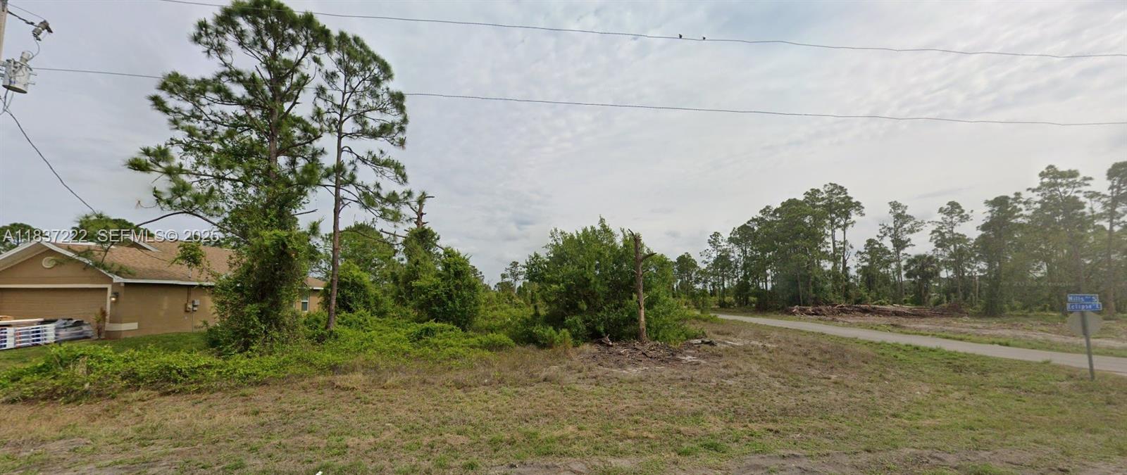 1127 Eclipse Street, Lehigh Acres, FL 33974