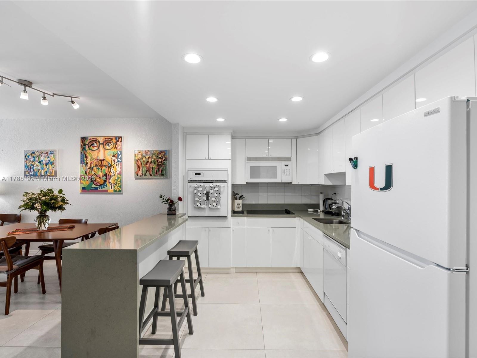 19390 Collins Avenue 706, Sunny Isles Beach, FL 33160 photo 14