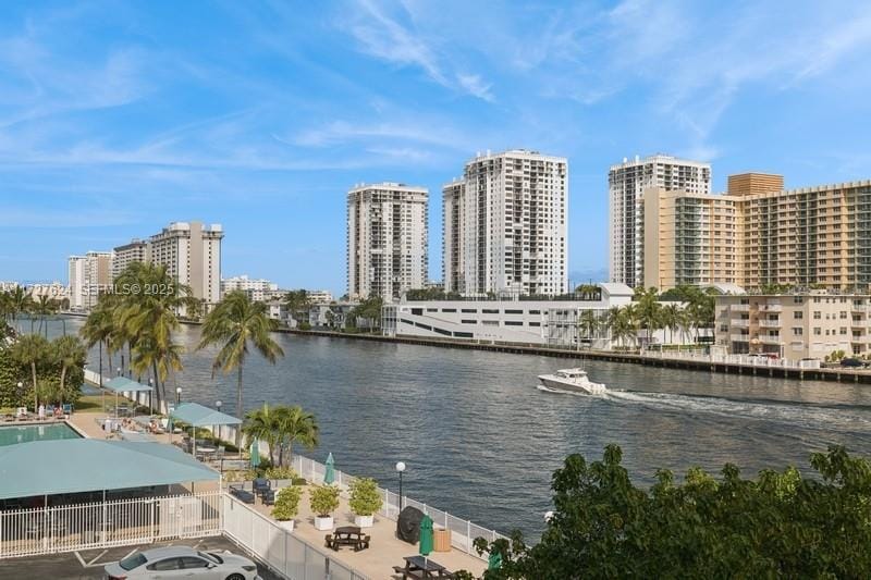 800 Parkview Drive 421, Hallandale Beach, FL 33009
