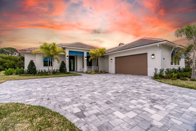 138 SE Via Lago Garda, sold in Tesoro Preserve Plat No 5, Port St Lucie, FL