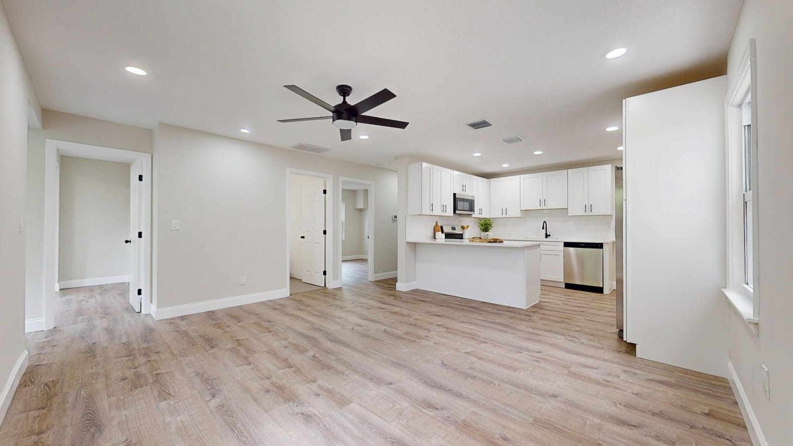 426 S L Street — photo 5