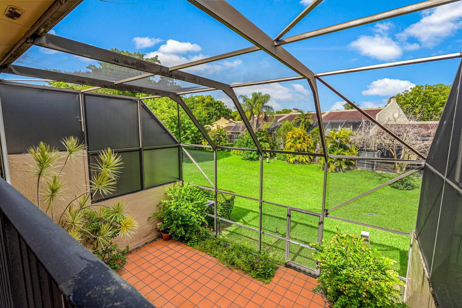 10107 Costa Del Sol Boulevard D-56, Doral, FL 33178 photo 19