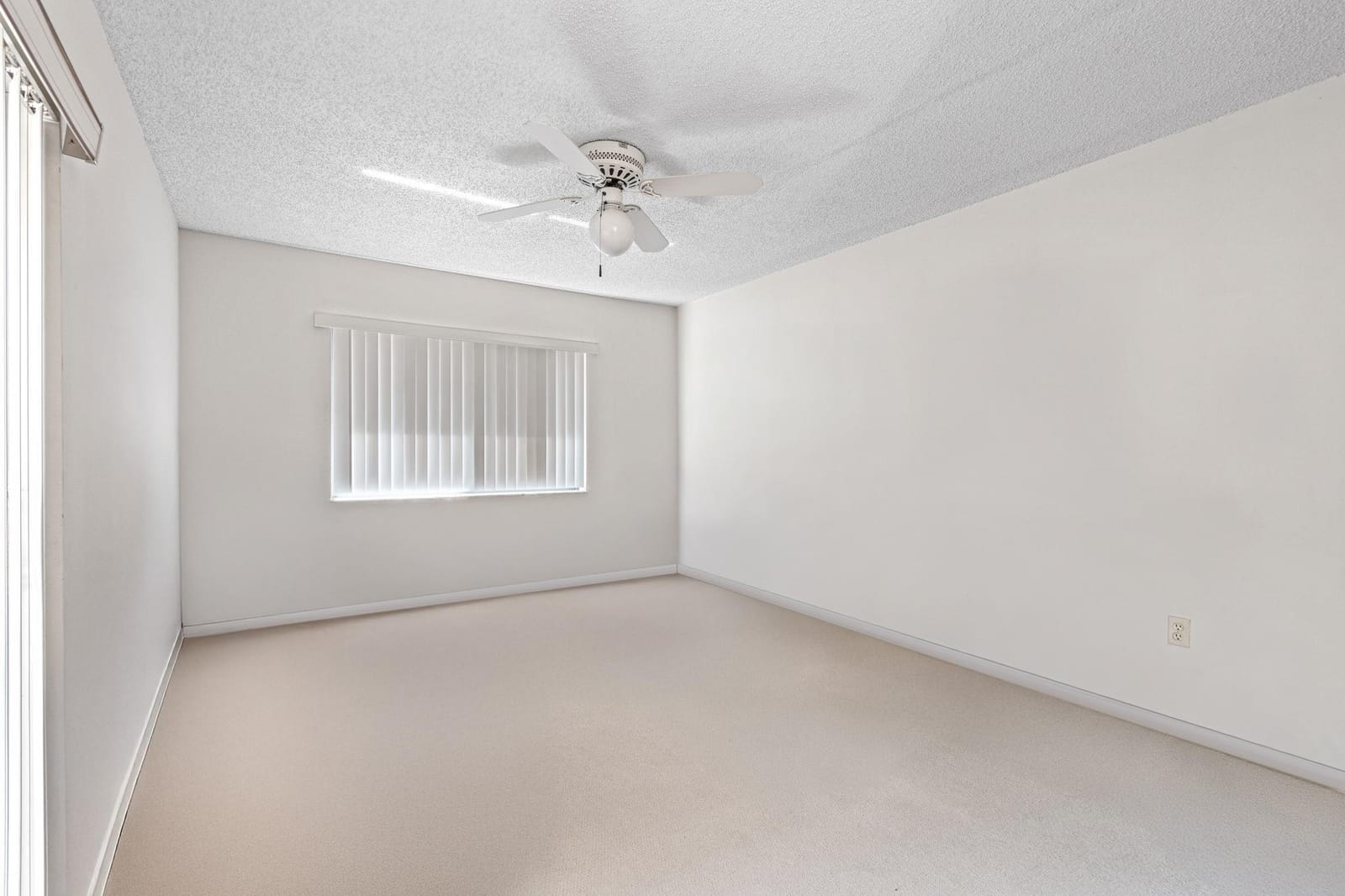 10107 Costa Del Sol Boulevard D-56, Doral, FL 33178 photo 27