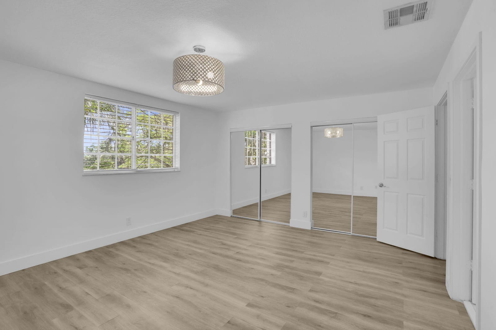 9539 NW 42nd Street, Sunrise, FL 33351 photo 18