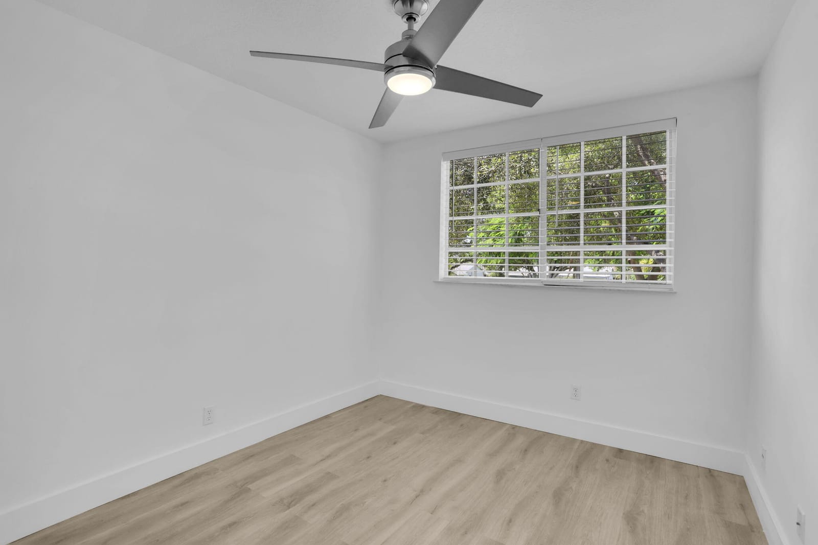 9539 NW 42nd Street, Sunrise, FL 33351 photo 28