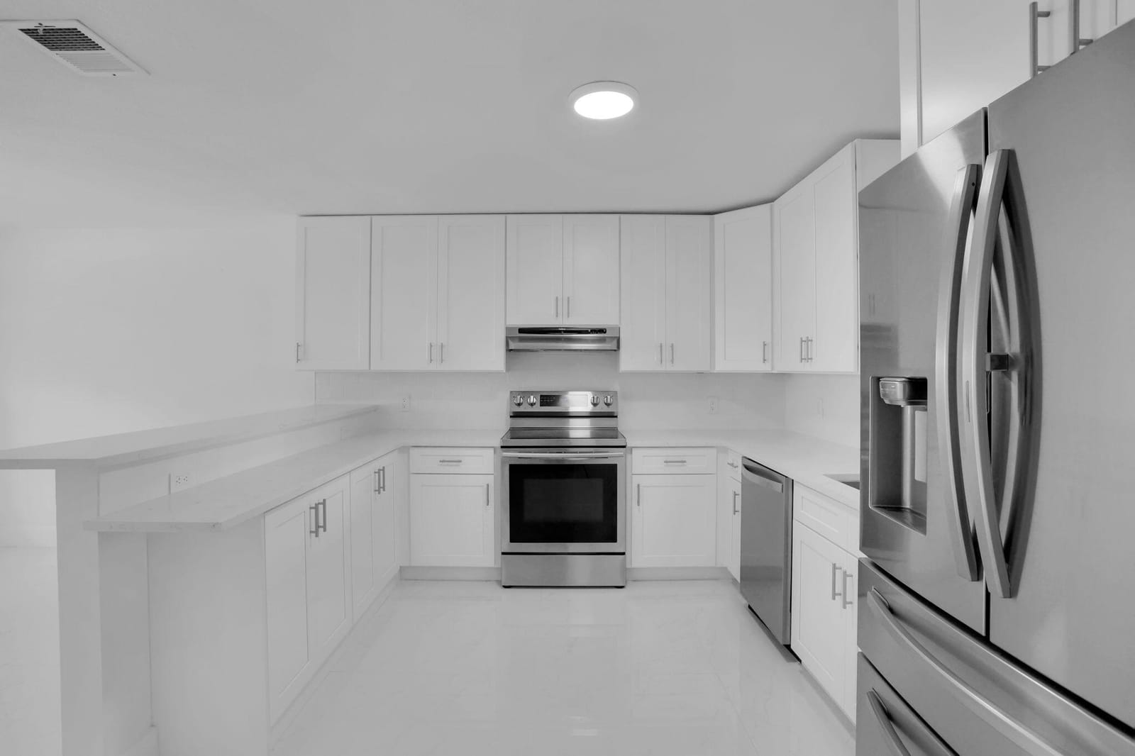 9539 NW 42nd Street — photo 7