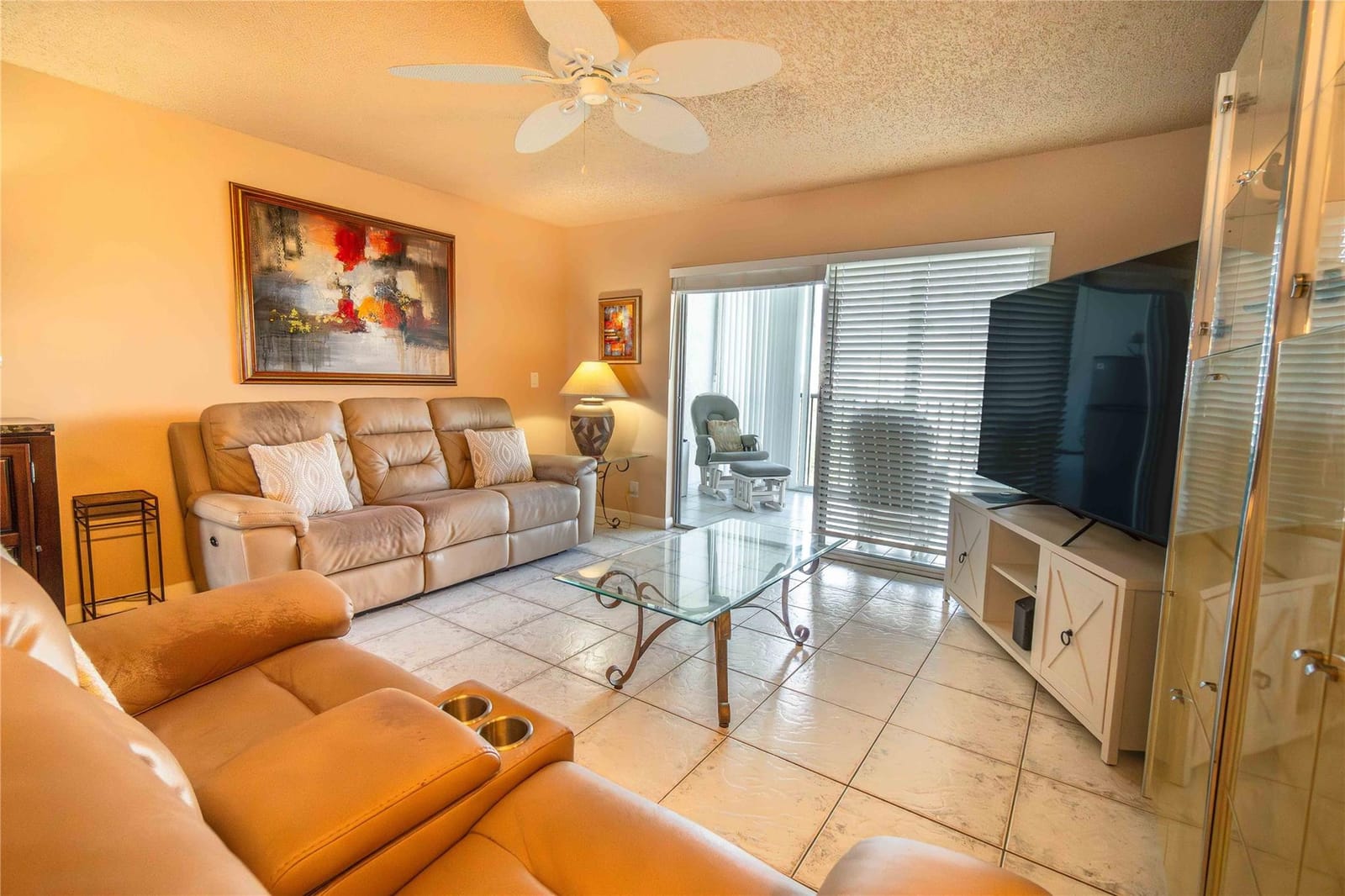 190 SE 5th Avenue 501 — photo 3