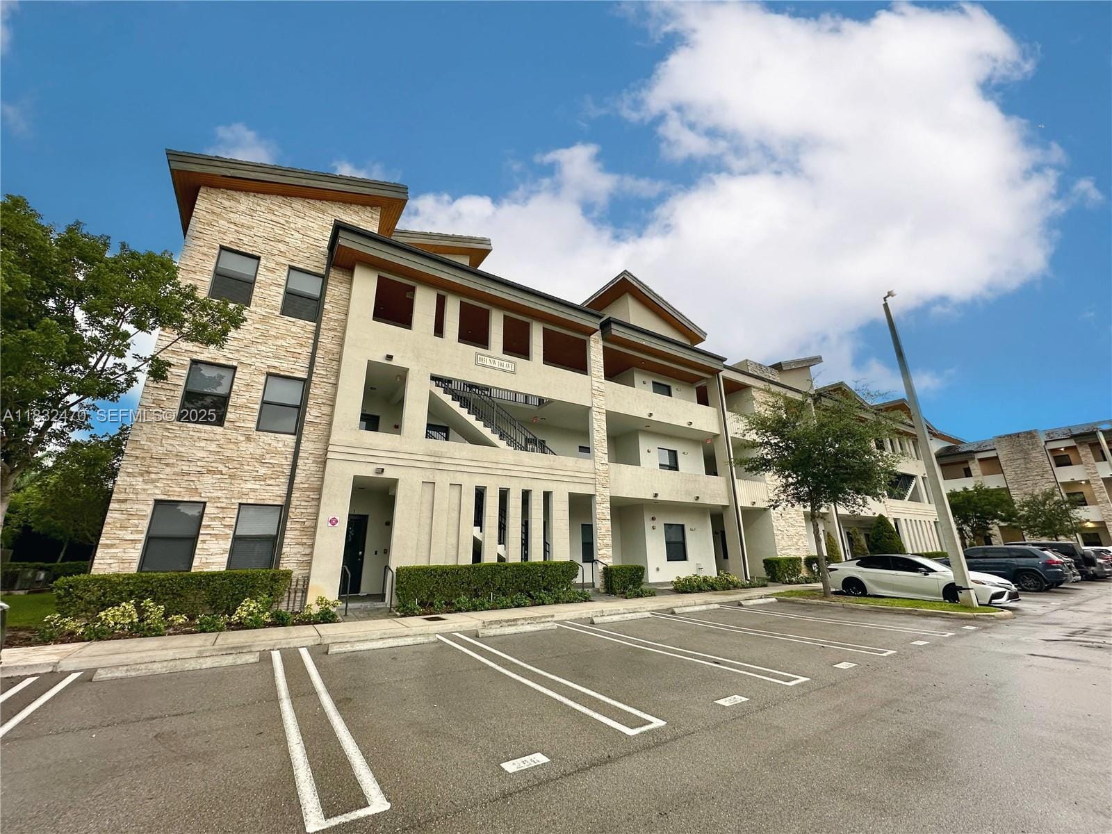 8031 NW 104th Avenue 21 — photo 3