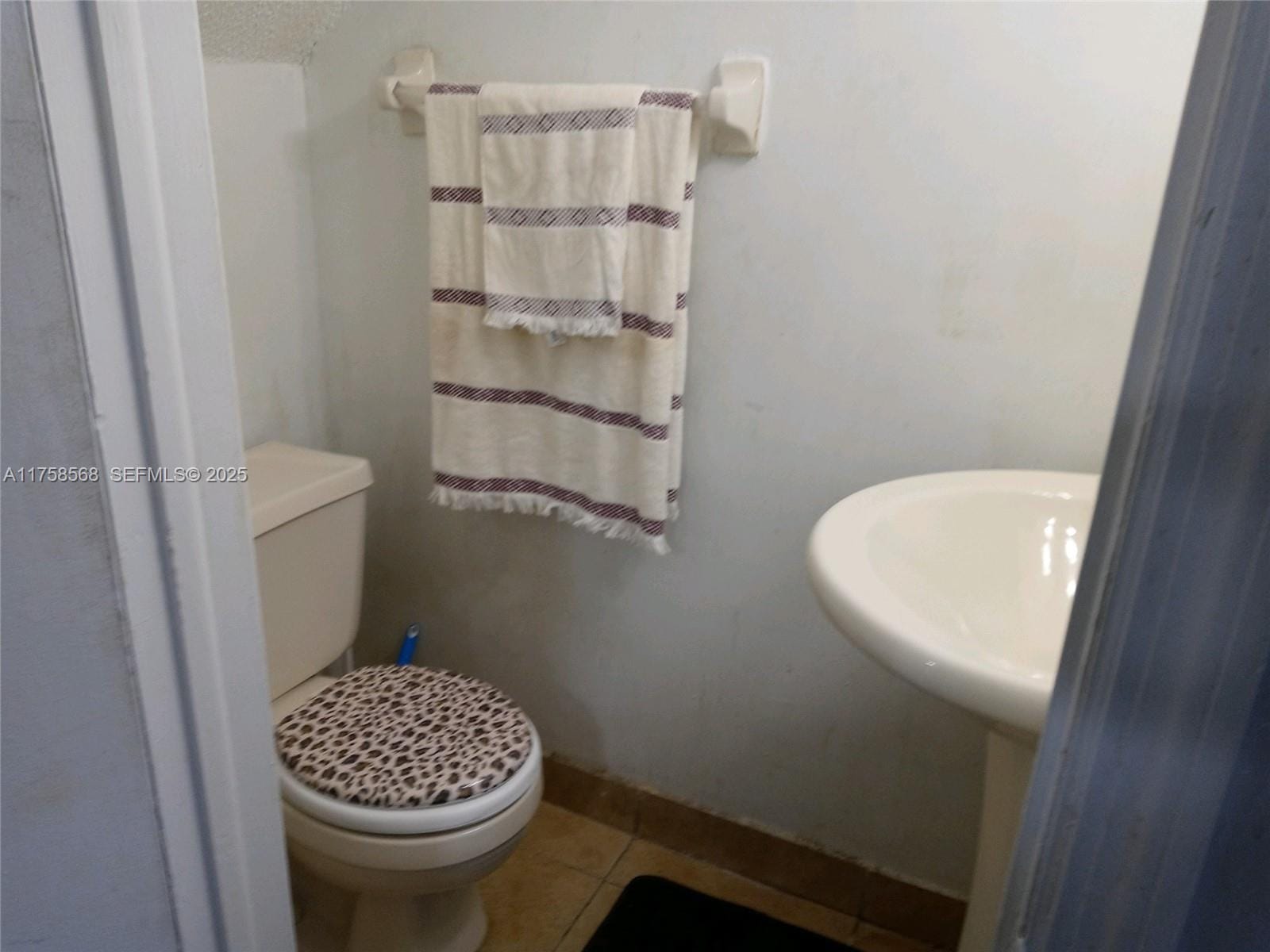 7987 NW 7th Street D10 — photo 10