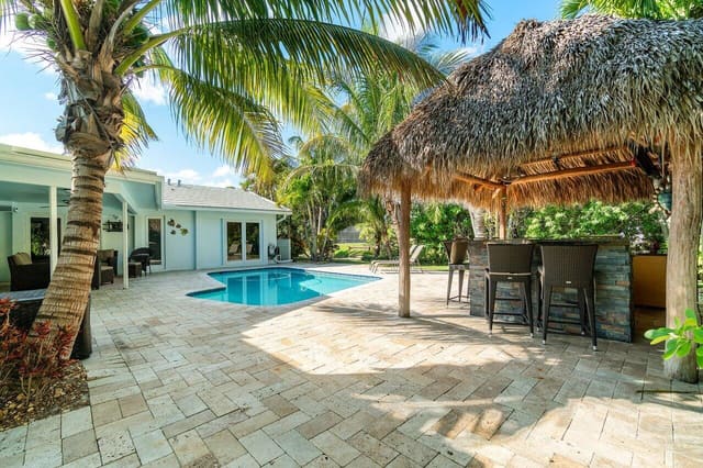 605 NW 10th Court, sold in Lake Floresta, Boca Raton, FL