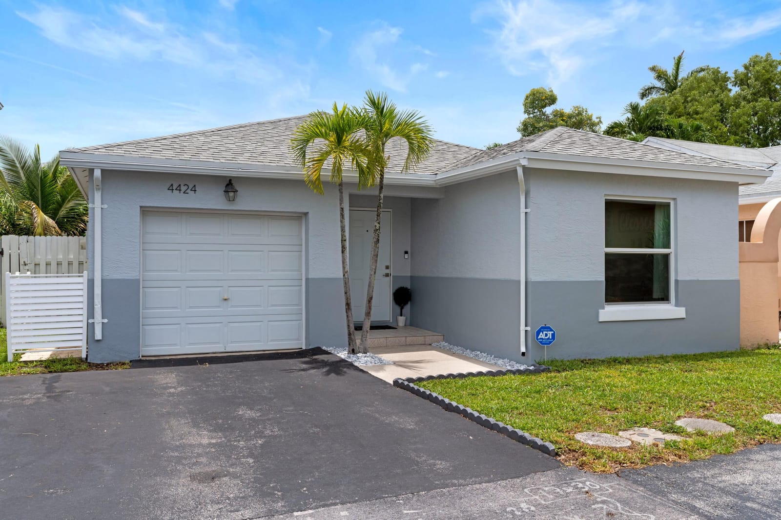 4424 SW 72nd Terrace, Davie, FL 33314