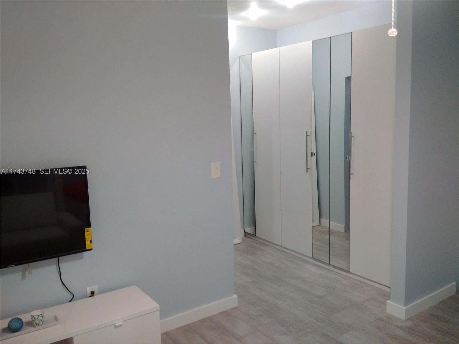 1525 Meridian Avenue 104, Miami Beach, FL 33139 photo 12