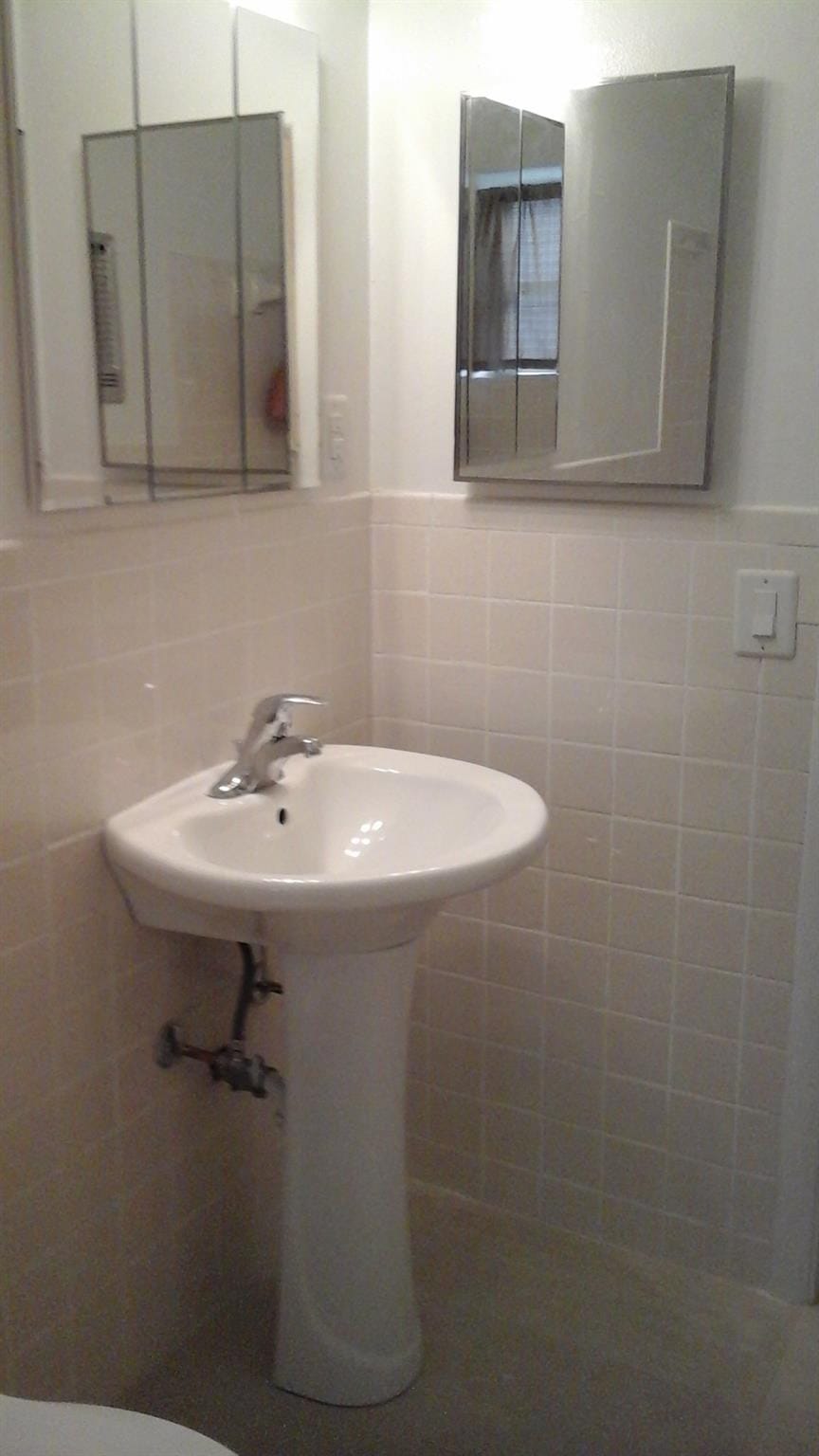 521 W Perry Street — photo 5