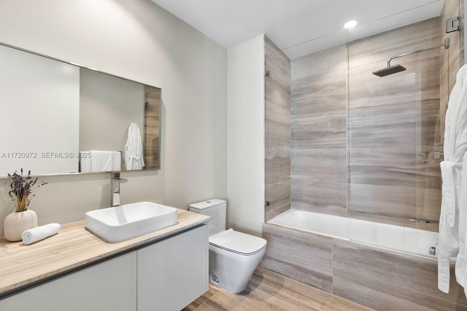 5775 Collins Avenue 1705, Miami Beach, FL 33140 photo 20