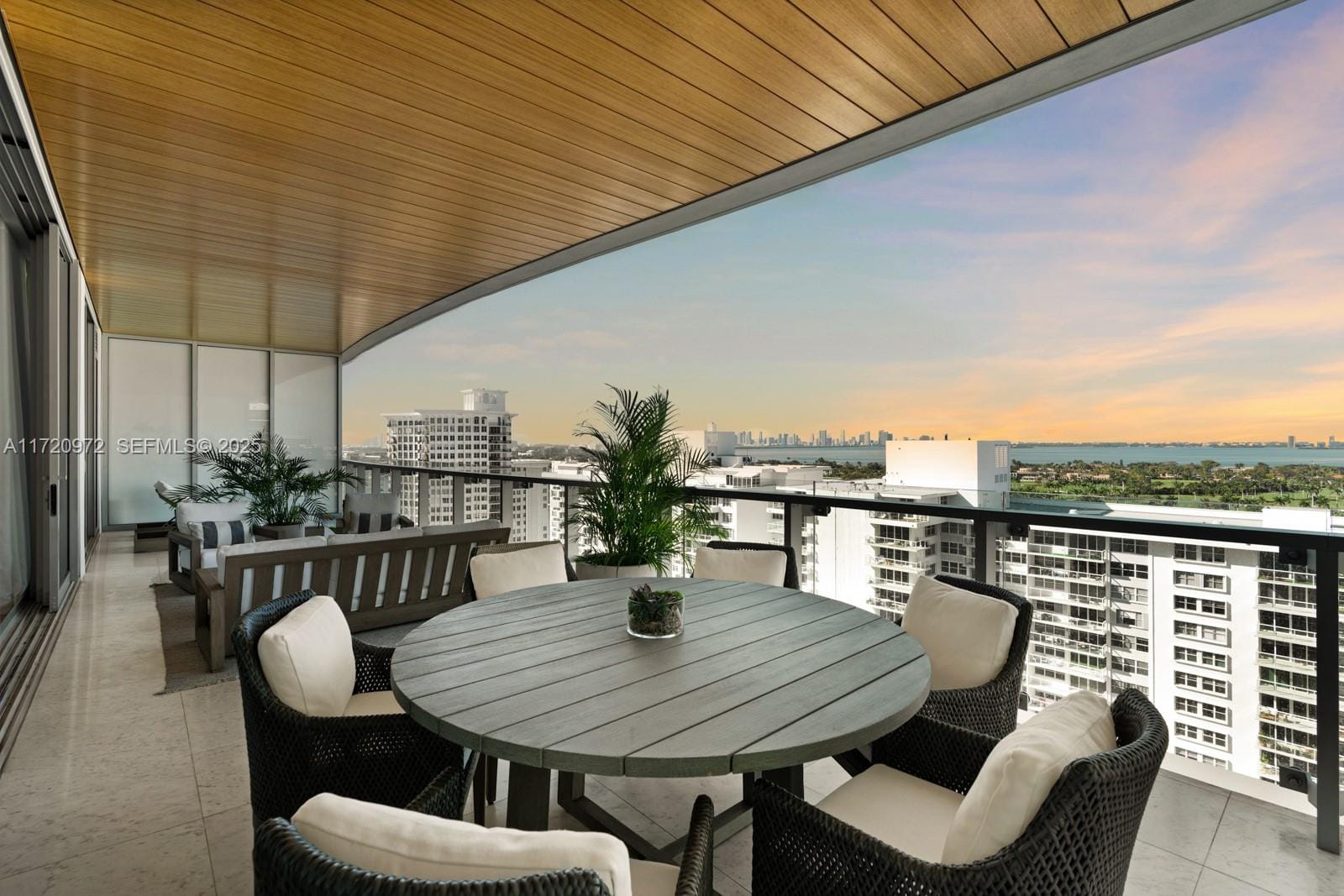 5775 Collins Avenue 1705, Miami Beach, FL 33140 photo 3