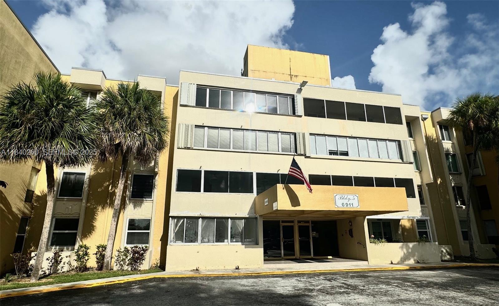 6911 SW 147th Avenue 3C, Miami, FL 33193, Miami