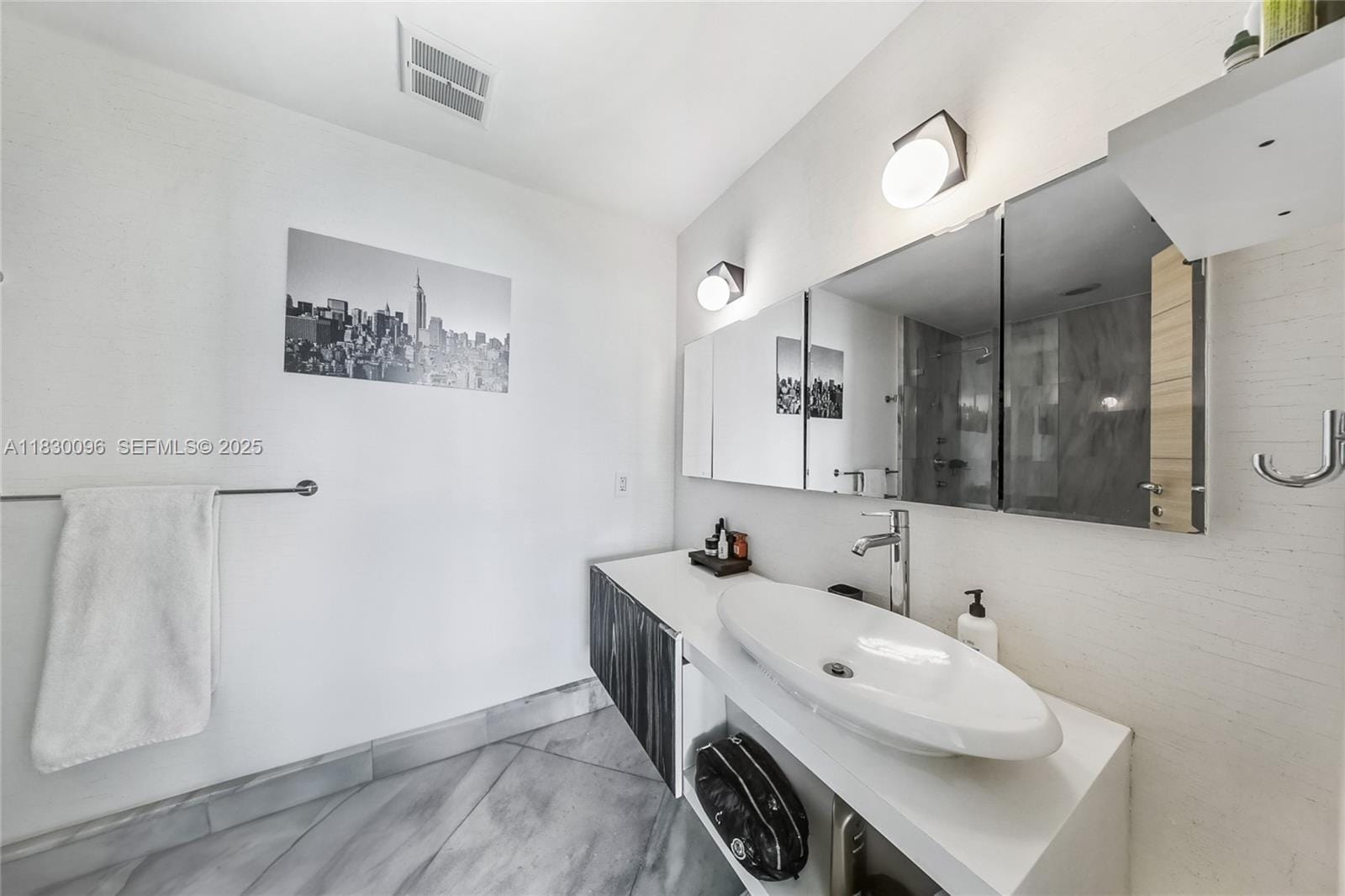 1000 Venetian Way 708, Miami, FL 33139 photo 13