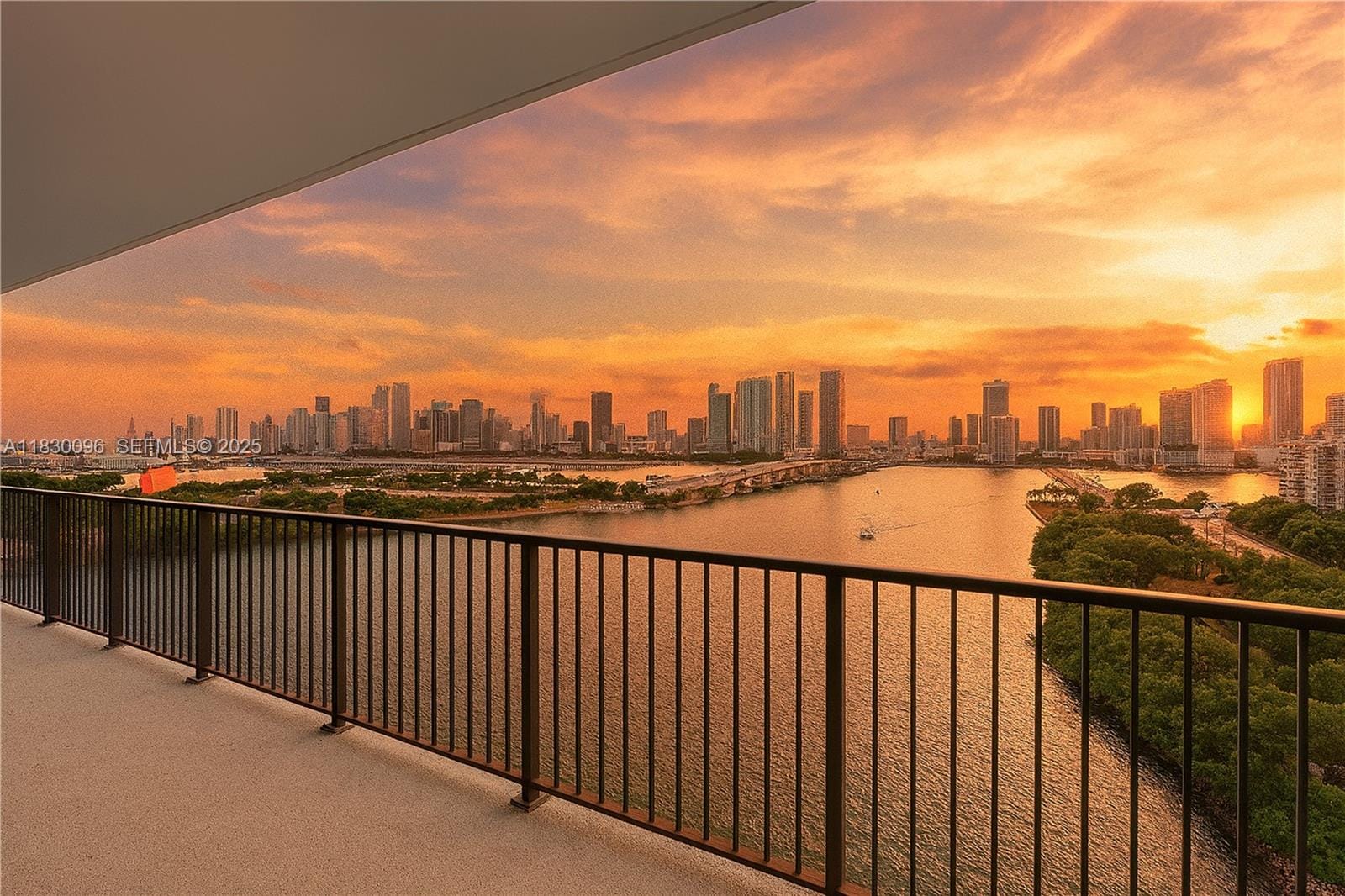 1000 Venetian Way 708, Miami, FL 33139 photo 19