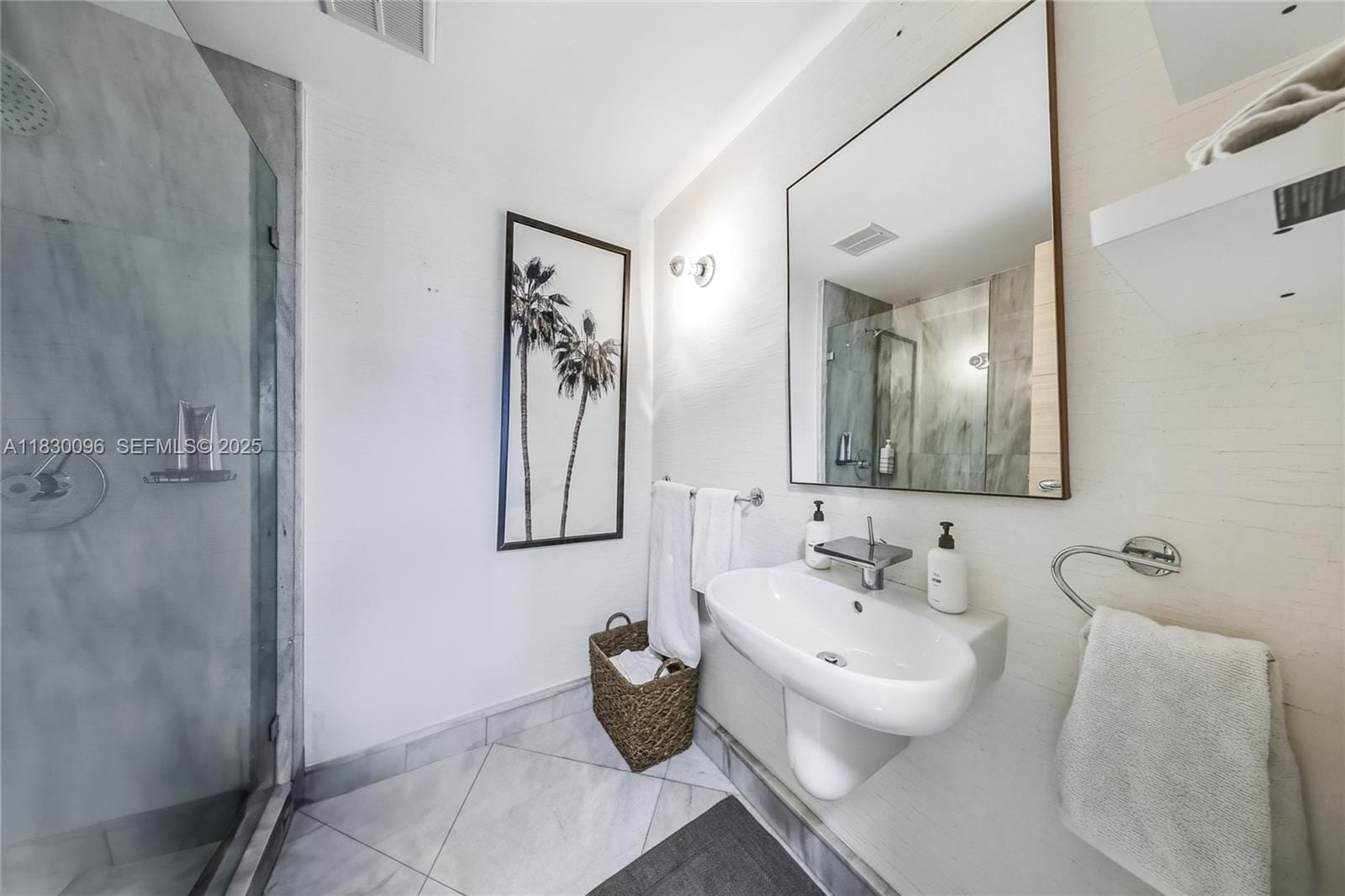 1000 Venetian Way 708, Miami, FL 33139 photo 10