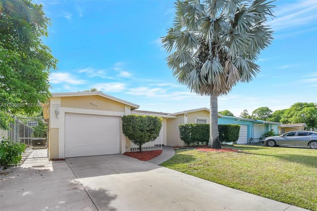 880 SW 64th Terrace, North Lauderdale, FL 33068