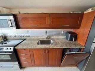 250 180th Drive 455 — photo 11