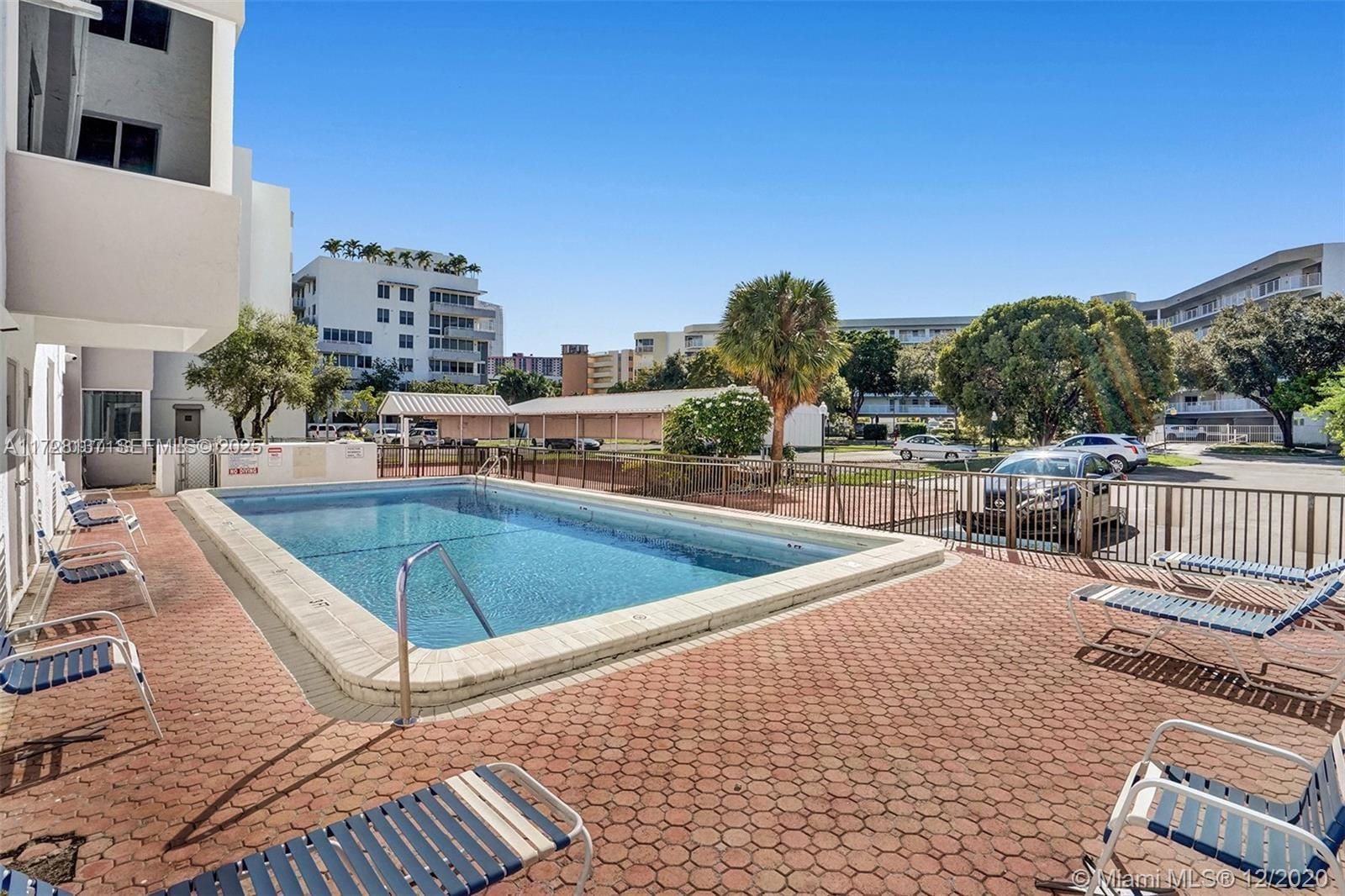 250 180th Drive 455, Sunny Isles Beach, FL 33160 photo 24
