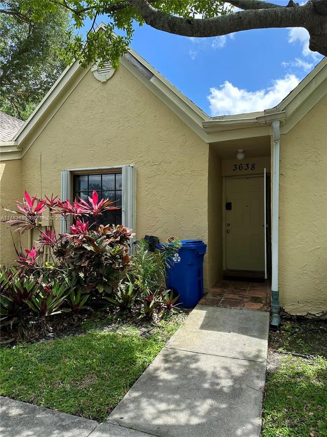 3638 NW 83rd Lane, sold in Springtree, Sunrise, FL