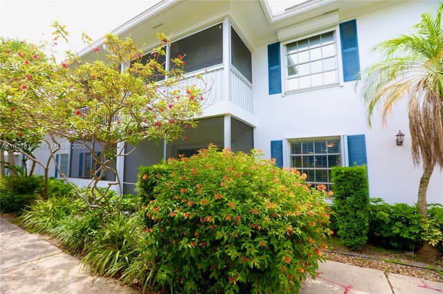2171 NE 66th Street 806, Fort Lauderdale, FL 33308