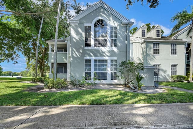 1215 Crystal Way B, Delray Beach, FL 33444